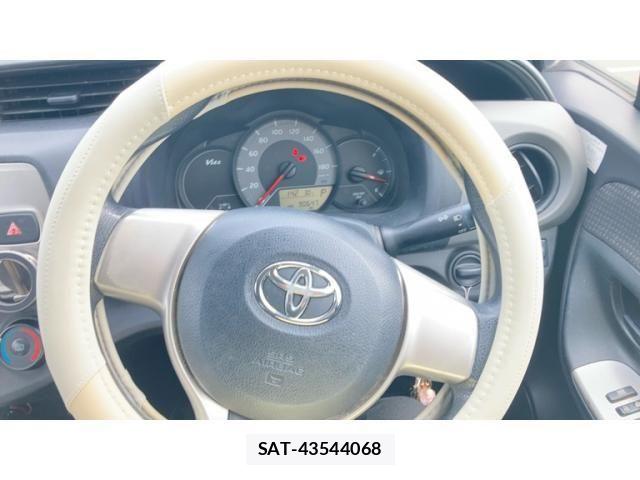 Toyota VITZ 2014-06 8882826-12