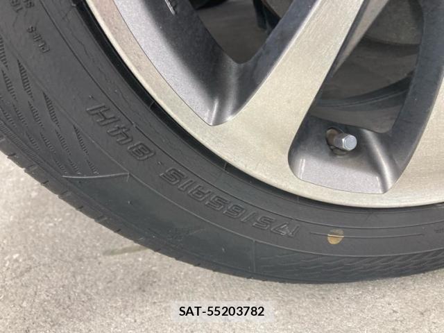 Toyota VITZ 2019-09 8882813-10