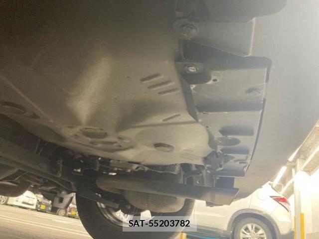 Toyota VITZ 2019-09 8882813-5