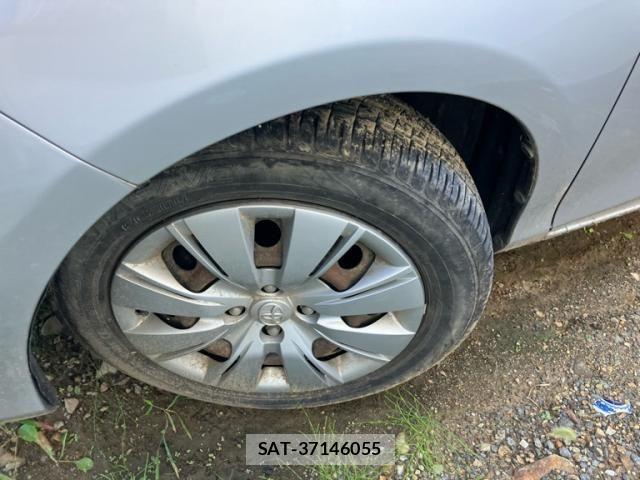 Toyota VITZ 2011-10 8882825-5