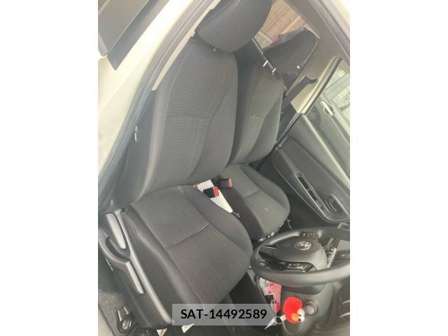 Toyota VITZ 2017-01 8882819-12