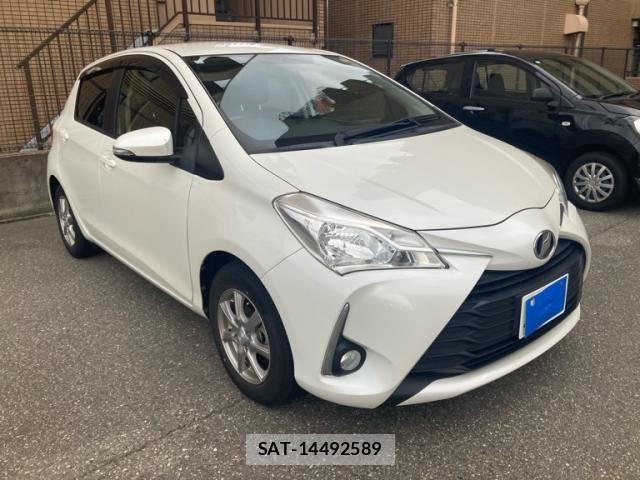 Toyota VITZ 2017-01 8882819-1