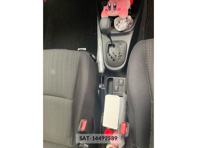 Toyota VITZ 2017-01 8882819-21