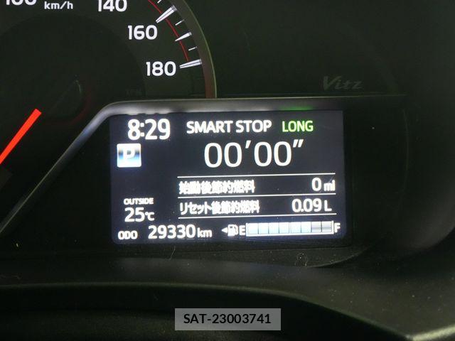 Toyota VITZ 2017-12 8882816-16