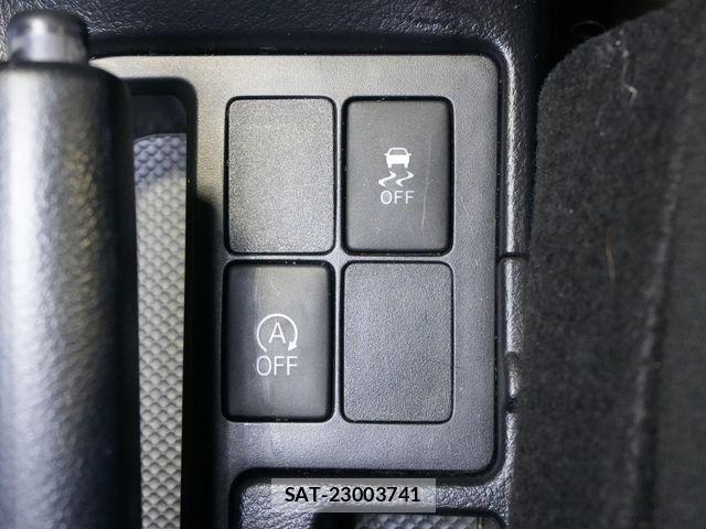Toyota VITZ 2017-12 8882816-19