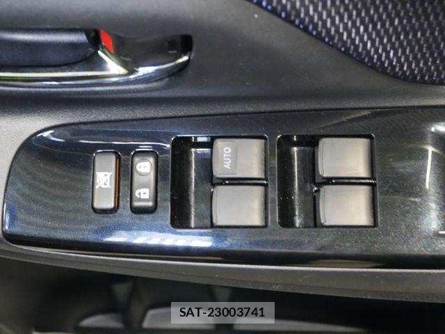 Toyota VITZ 2017-12 8882816-23