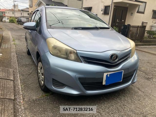 Toyota VITZ 2011-10 8884558-1