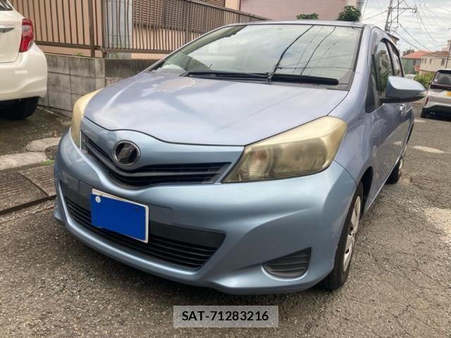 Toyota VITZ 2011-10 8884558-2