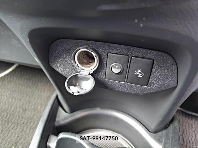 Toyota VITZ 2019-05 8884555-17