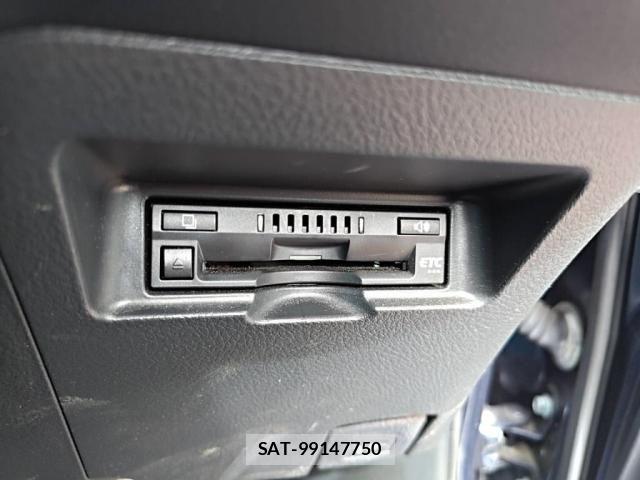 Toyota VITZ 2019-05 8884555-21