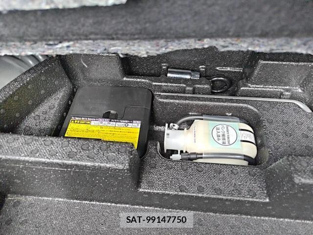 Toyota VITZ 2019-05 8884555-29