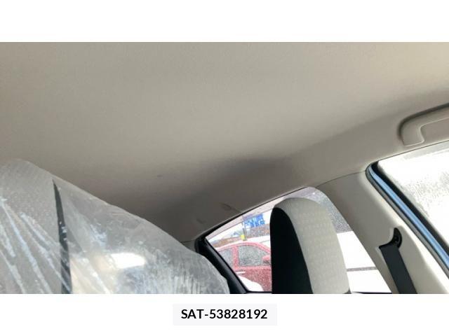 Toyota VITZ 2012-02 8884556-25