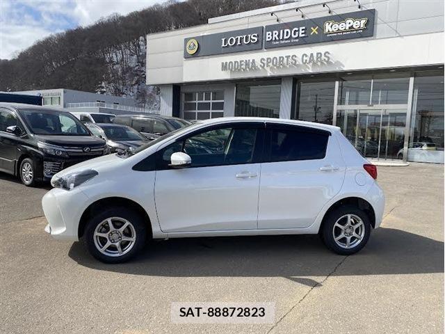 Toyota VITZ 2014-11 4141140-4