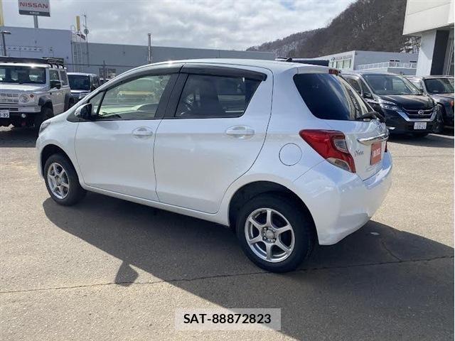 Toyota VITZ 2014-11 4141140-5
