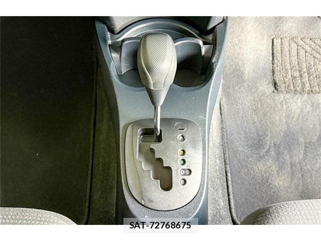 Toyota VITZ 2019-01 5882142-18