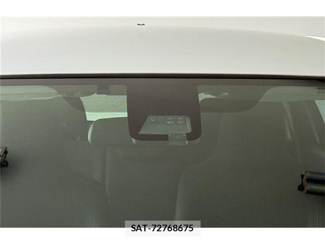 Toyota VITZ 2019-01 5882142-24