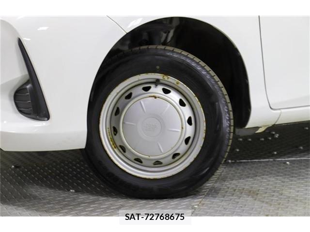Toyota VITZ 2019-01 5882142-25