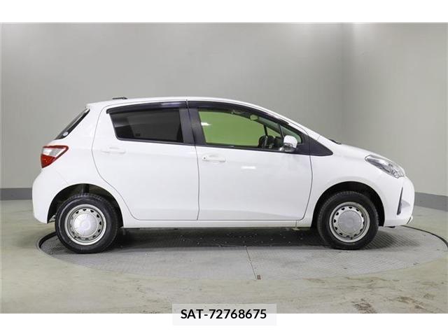 Toyota VITZ 2019-01 5882142-7