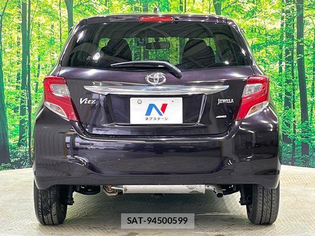 Toyota VITZ 2015-04 6273242-13