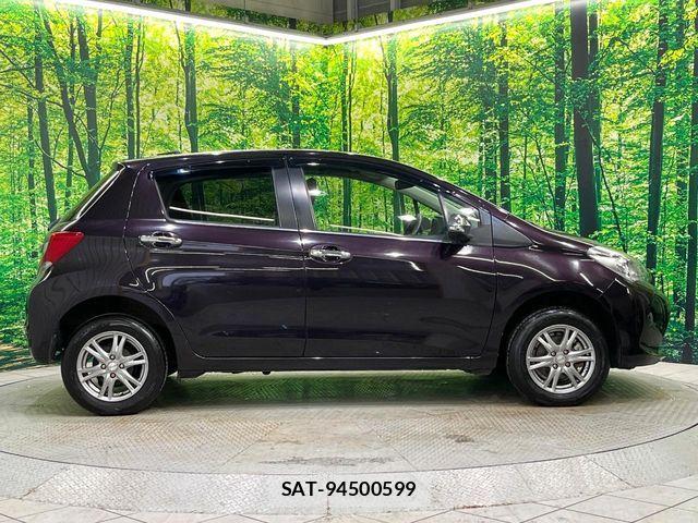 Toyota VITZ 2015-04 6273242-15