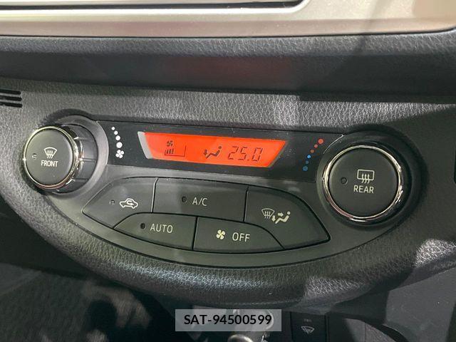 Toyota VITZ 2015-04 6273242-4