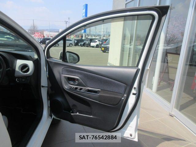 Toyota VITZ 2015-07 6753789-10