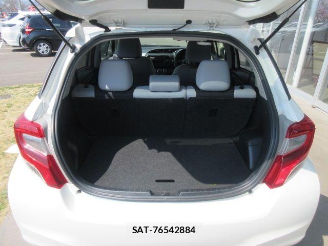 Toyota VITZ 2015-07 6753789-8