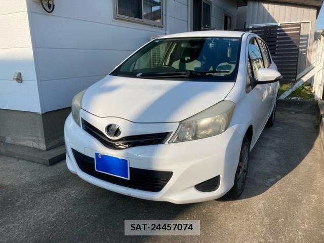 Toyota VITZ 2013-11 7218371-0