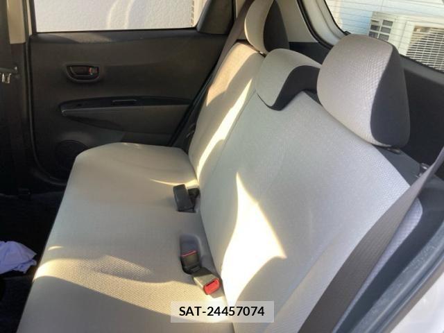 Toyota VITZ 2013-11 7218371-16