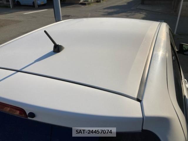 Toyota VITZ 2013-11 7218371-8