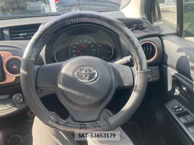Toyota VITZ 2013-08 7226727-8