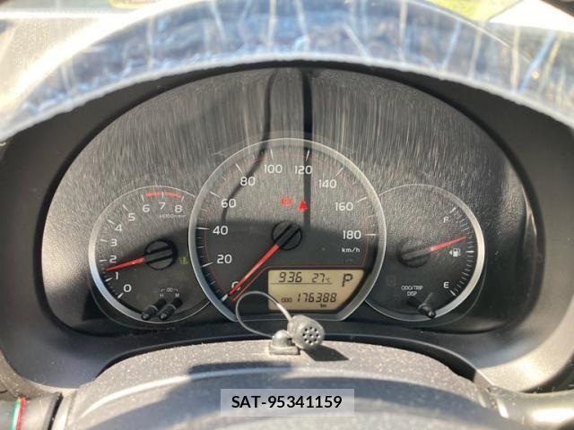 Toyota VITZ 2011-12 7226729-9
