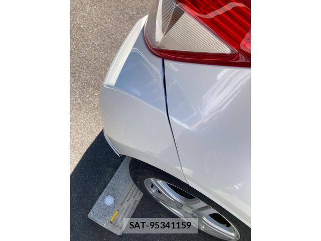 Toyota VITZ 2011-12 7226729-25