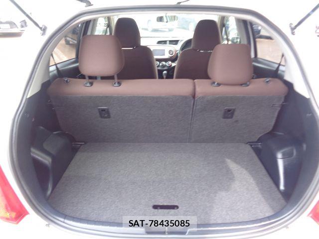 Toyota VITZ 2011-09 7252741-10
