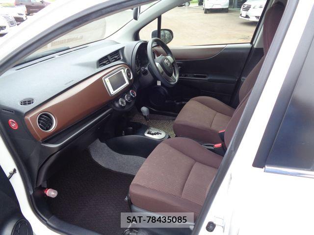Toyota VITZ 2011-09 7252741-1