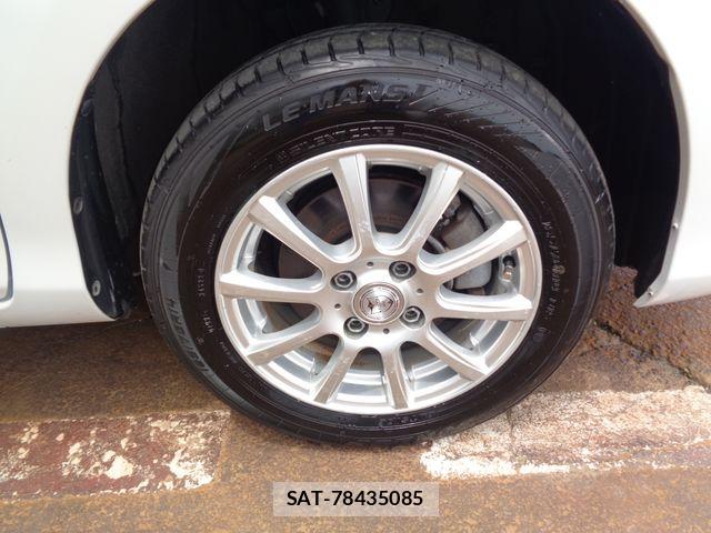 Toyota VITZ 2011-09 7252741-19