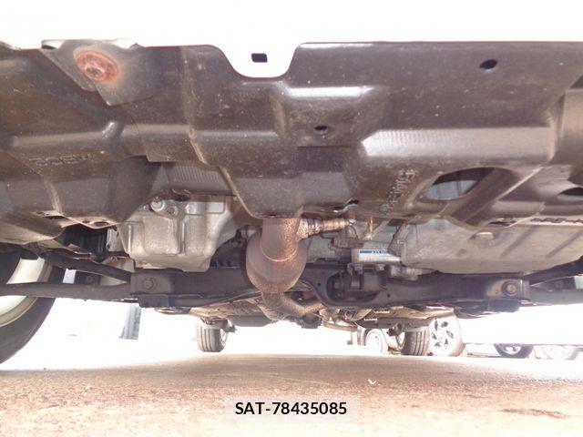 Toyota VITZ 2011-09 7252741-21