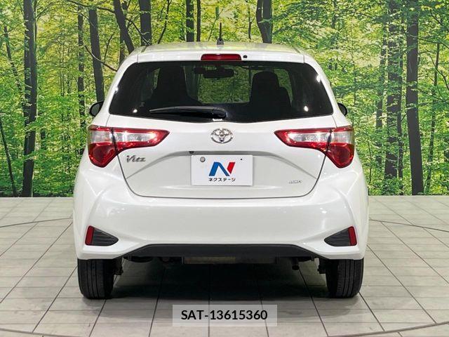 Toyota VITZ 2017-03 7273223-15