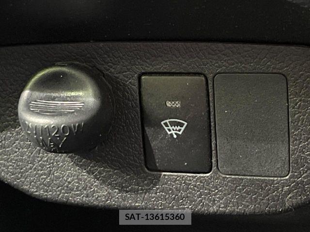 Toyota VITZ 2017-03 7273223-4