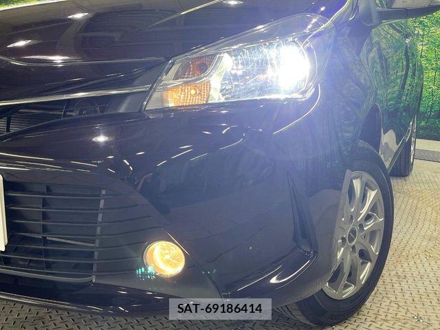Toyota VITZ 2015-11 7394704-12