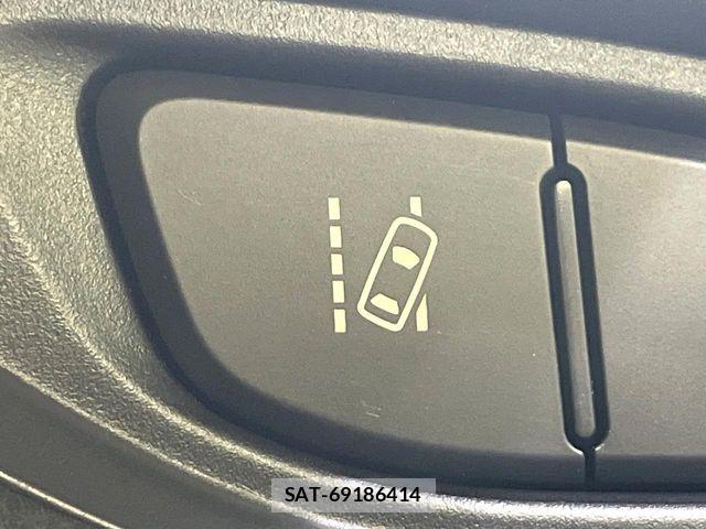 Toyota VITZ 2015-11 7394704-6