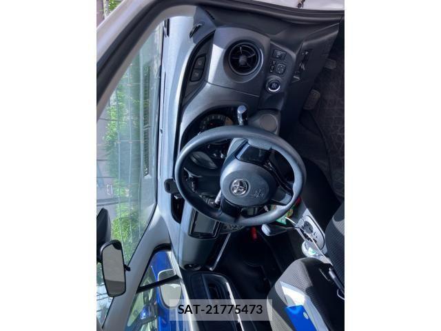 Toyota VITZ 2018-06 7503511-11