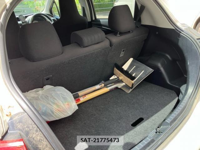 Toyota VITZ 2018-06 7503511-14