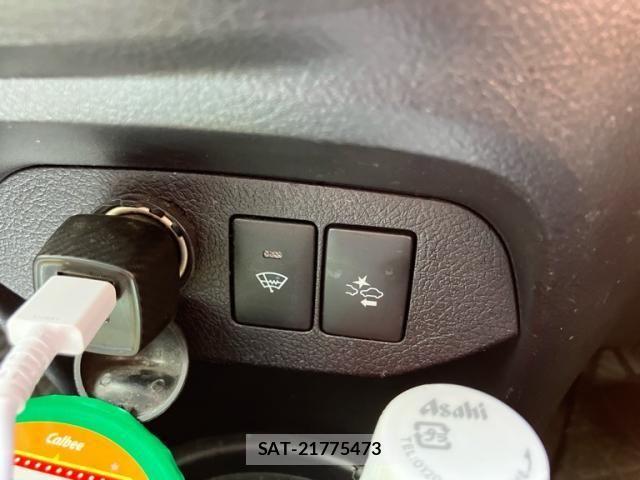 Toyota VITZ 2018-06 7503511-26