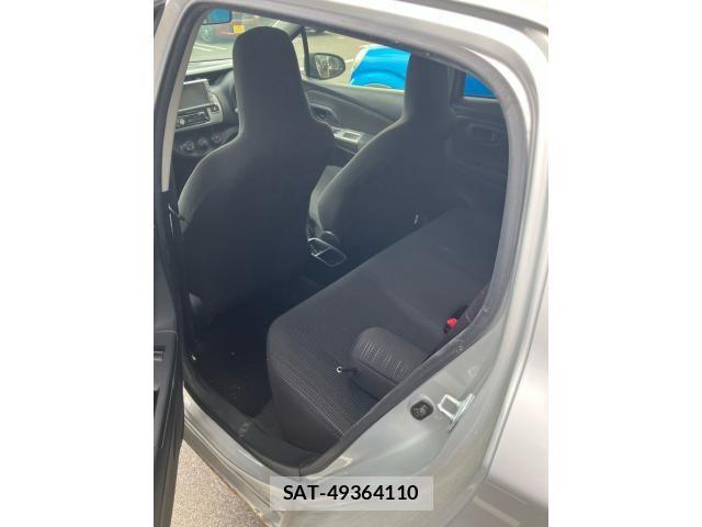 Toyota VITZ 2015-03 7563040-12