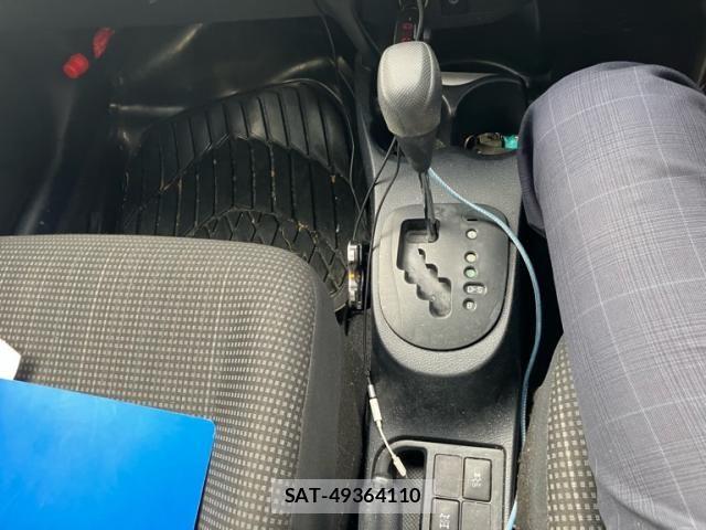 Toyota VITZ 2015-03 7563040-13