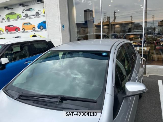 Toyota VITZ 2015-03 7563040-8
