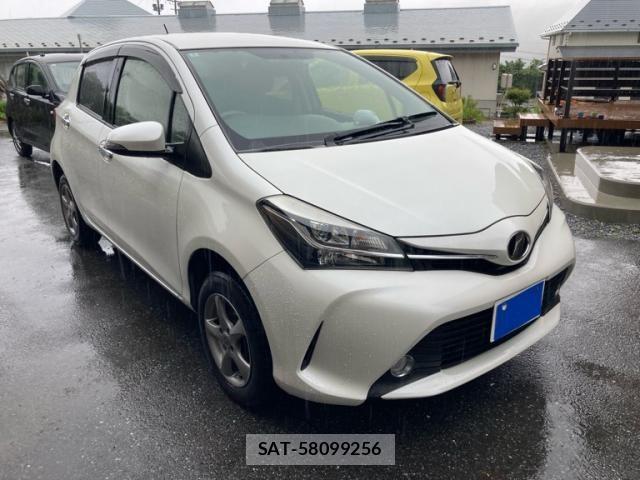 Toyota VITZ 2016-03 7621121-2