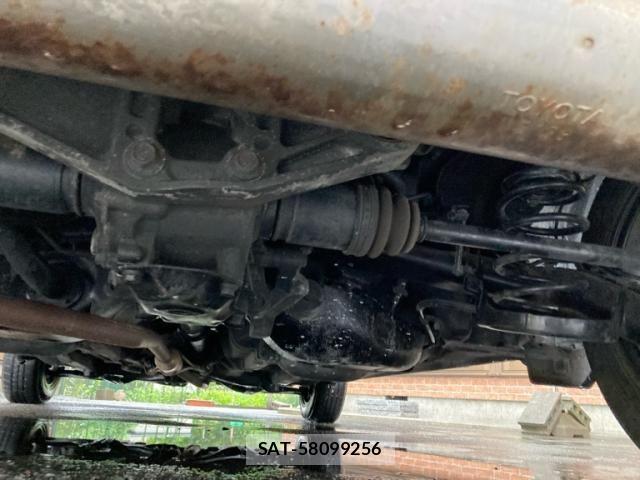 Toyota VITZ 2016-03 7621121-8