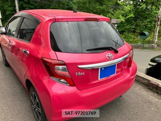 Toyota VITZ 2014-05 7621120-10